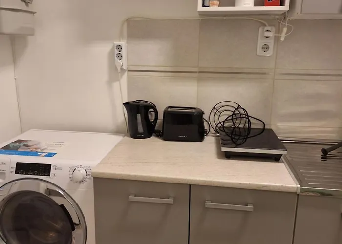 Shadowlily Budapeszt